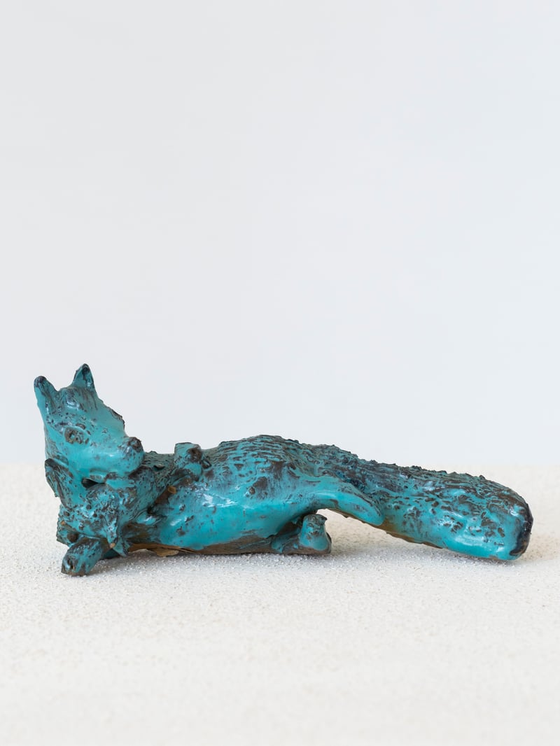 Salvatore Fancello
*Volpe con preda*
1938
glazed maiolica
9 x 21 x 7,5 cm / 3.5 x 8 x 3 in