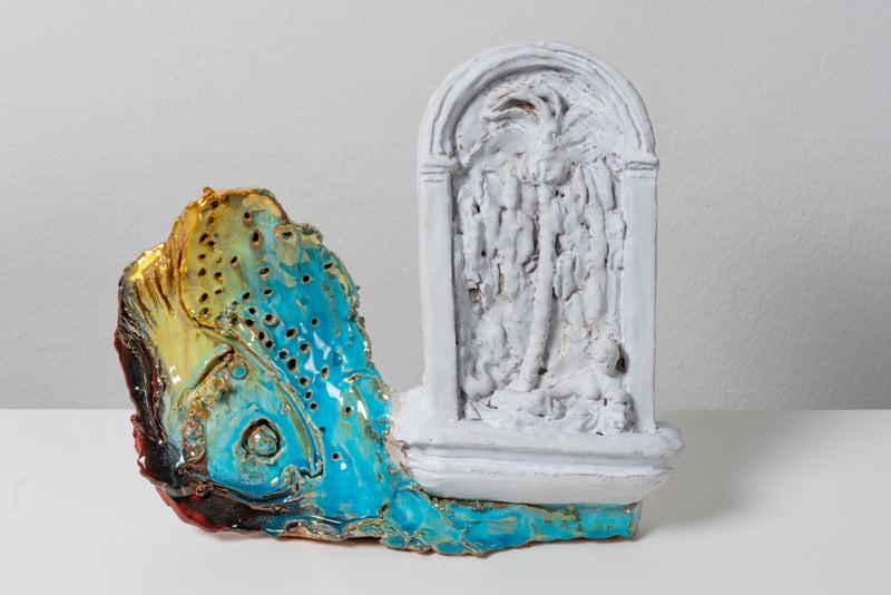 Enzo Cucchi
*Untitled*
2020
glazed and cold painted ceramic
27 x 28 x 8 cm / 10.6 x 11 x 3 in