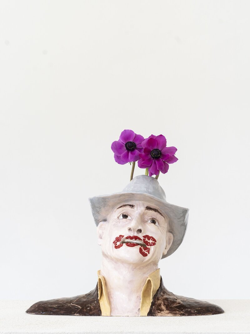 Stefania Carlotti
*Summer Kisses, Winter Tears n. 3*
2025
glazed ceramic, flowers
34 x 48 x 29 cm / 13.4 x 19 x 11.4 in